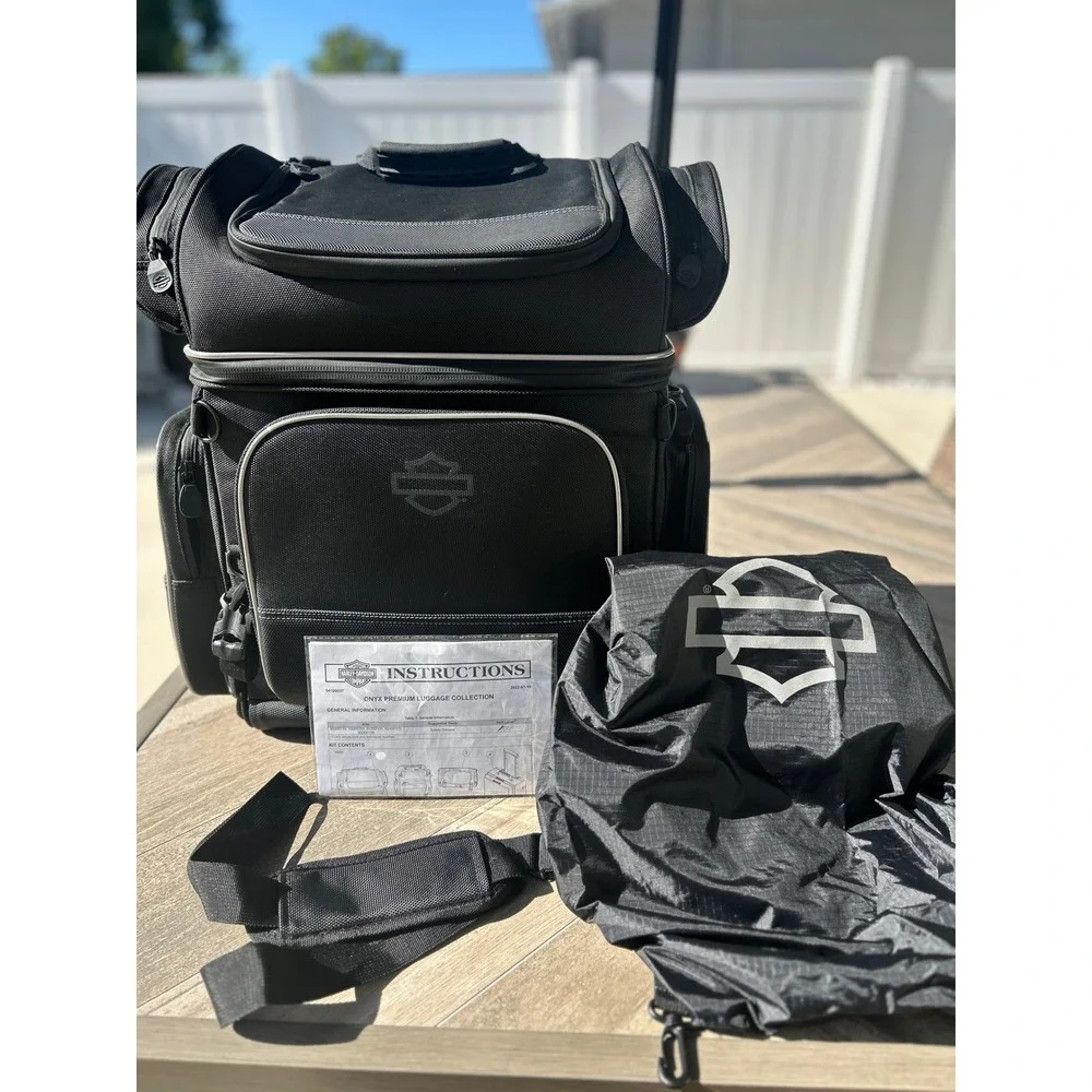 Harley-Davidson Onyx Premium Luggage Touring Bag 93300103 Black Moto w Cover